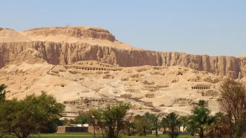 Valley of the Kings Private Tour — Expert Tomb Selection & Egyptologist Guide